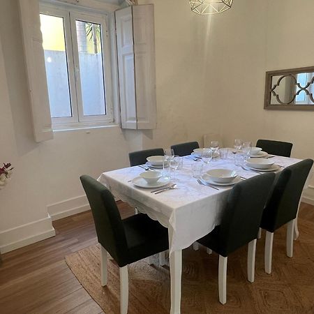 Principe Real - 2 Bedroom Apartment With Terrace Lisbon Luaran gambar