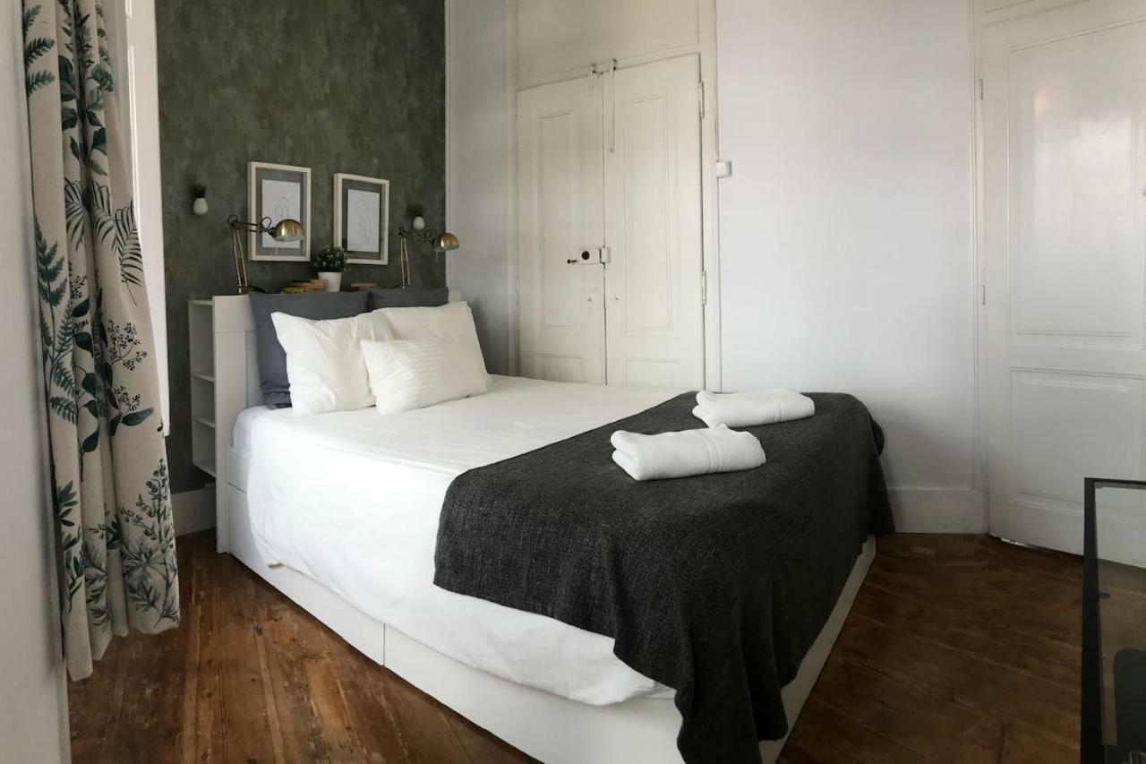 Principe Real - 2 Bedroom Apartment With Terrace Lisbon Luaran gambar